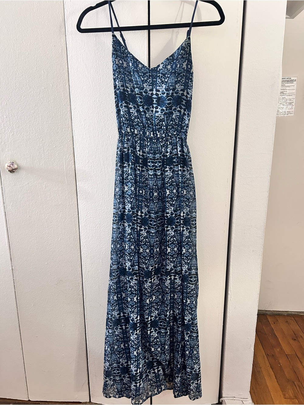 Abercrombie & Fitch Blue Patterned Spaghetti-Strap Maxi Dress